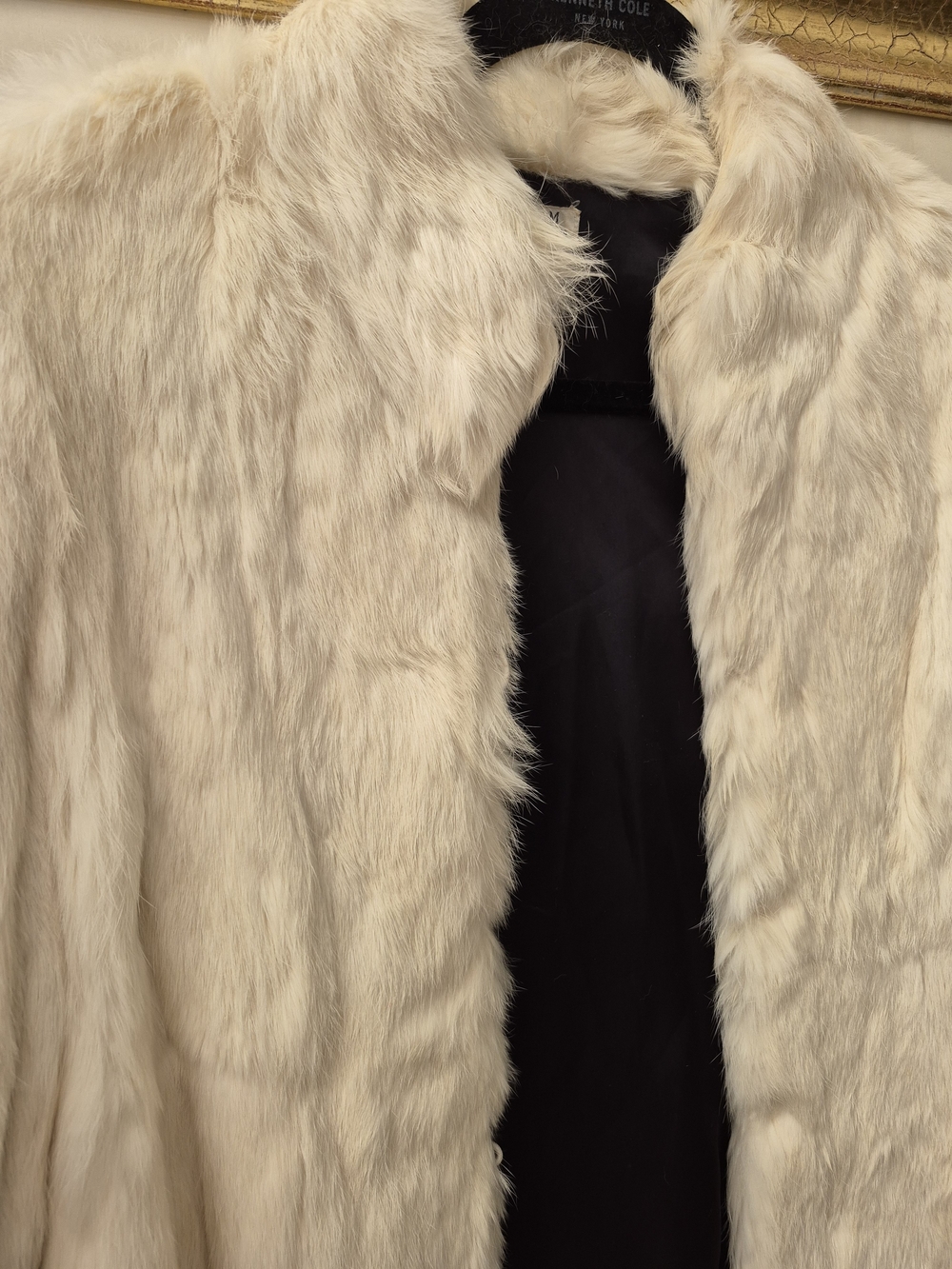 💕VTG Ivory Rabbit Fur Jacket💕 - Picture 2 of 11